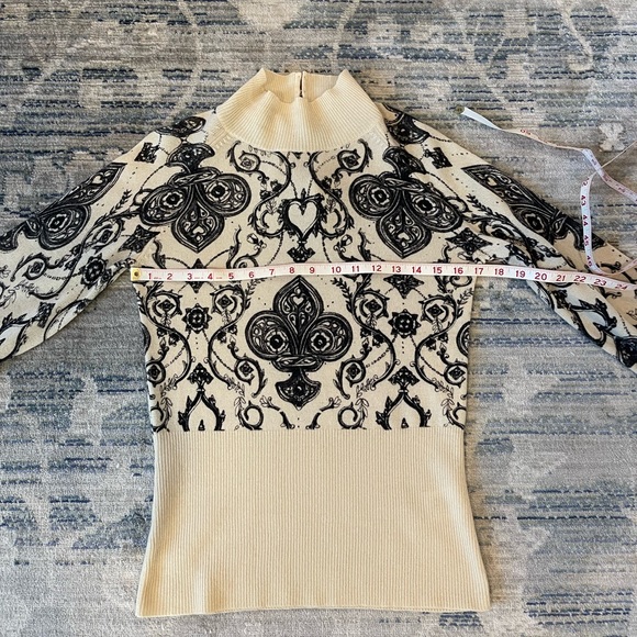 L.A.M.B. By Gwen Stefani cashmere sweater - Picture 8 of 13